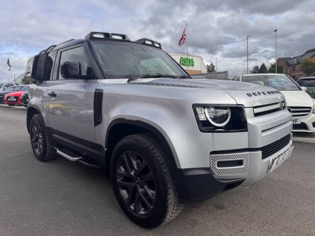2022 Land Rover Defender 90 3.0 D250 Hard Top Auto
