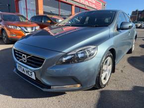 2014 (14) Volvo V40 at Glasshoughton Car Sales Castleford