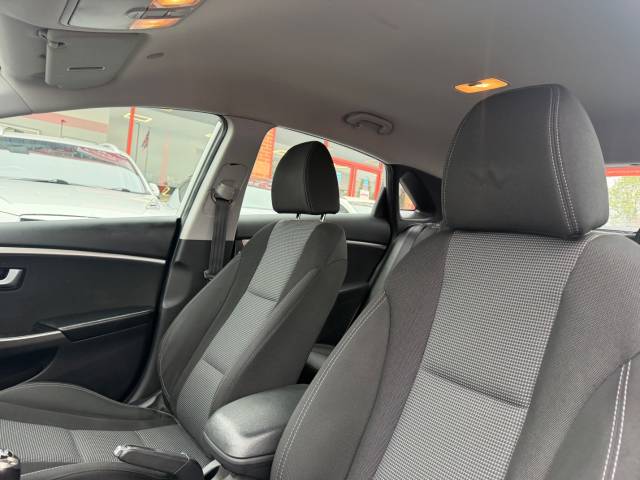 2013 Hyundai i30 1.6 CRDi Blue Drive Active 5dr - FSH - 13 SERVICES - 1 OWNER -